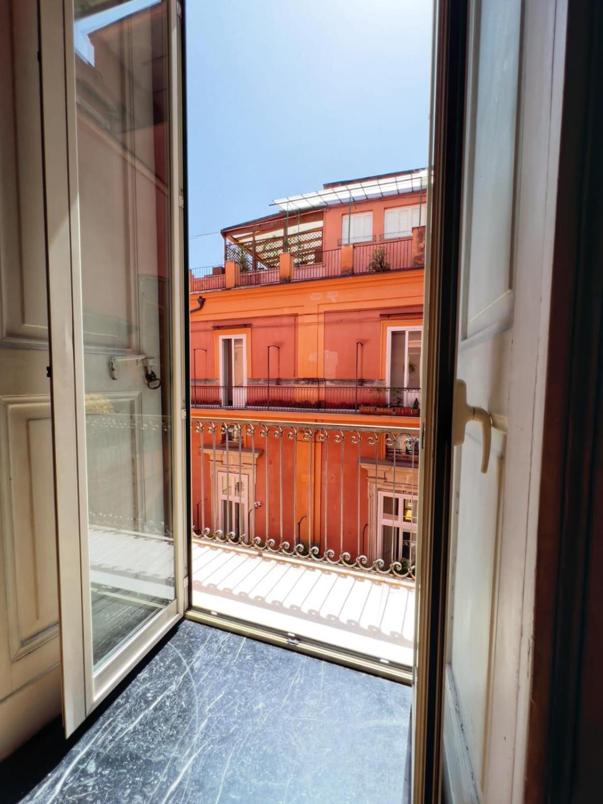 نابولي B&B Ruffo Di Bagnara Palazzo Monumentale المظهر الخارجي الصورة